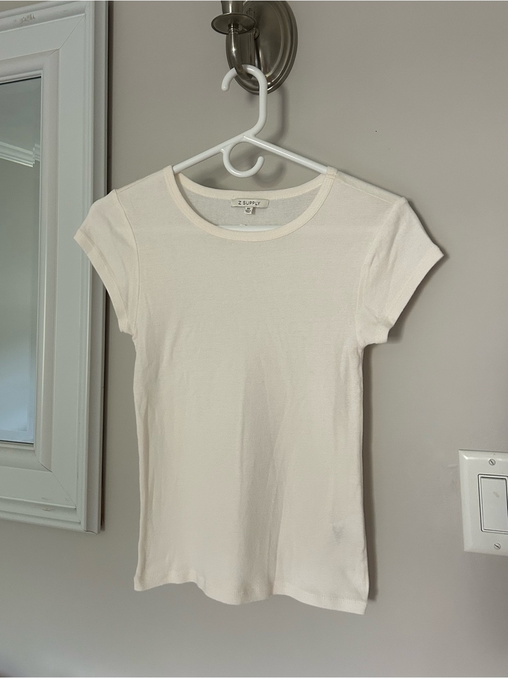 Z Supply 90s Baby Tee Sandstone